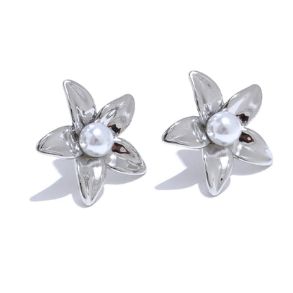 Flower imitation pearl stud earrings - product image