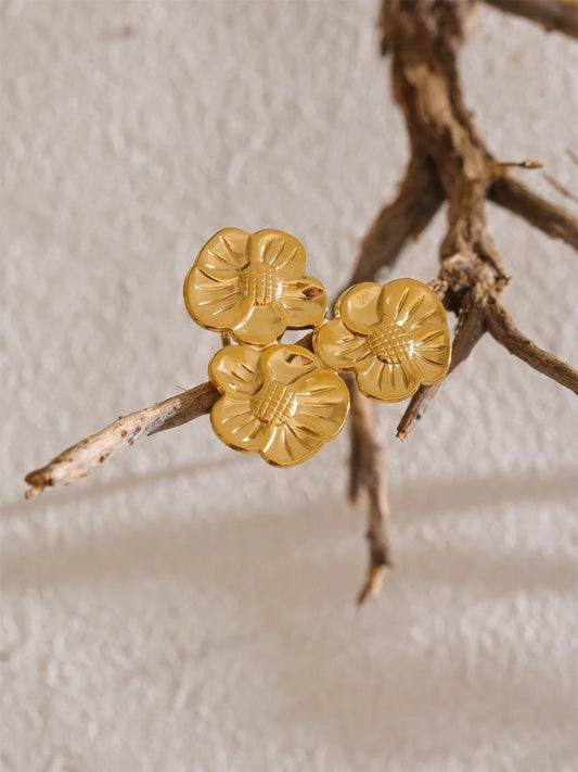 Flower open rust proof fashion ring - product image