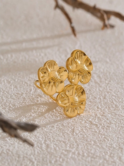 Flower open rust proof fashion ring - product image