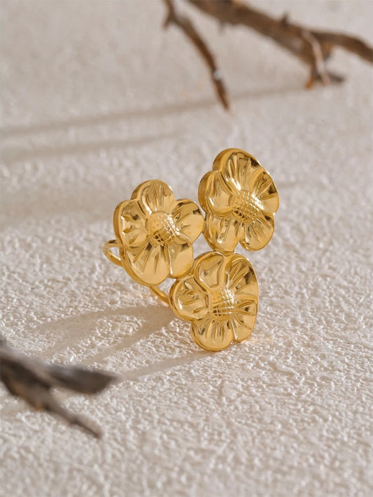 Flower open rust proof fashion ring - product image