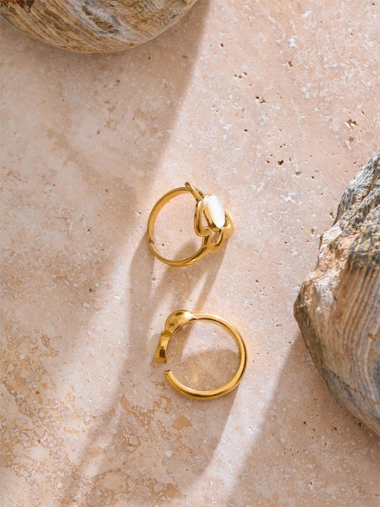 Flower shell adjustable open ring - product image