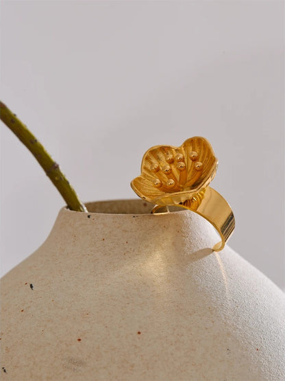 Flower stamen stud earrings and ring set - product image