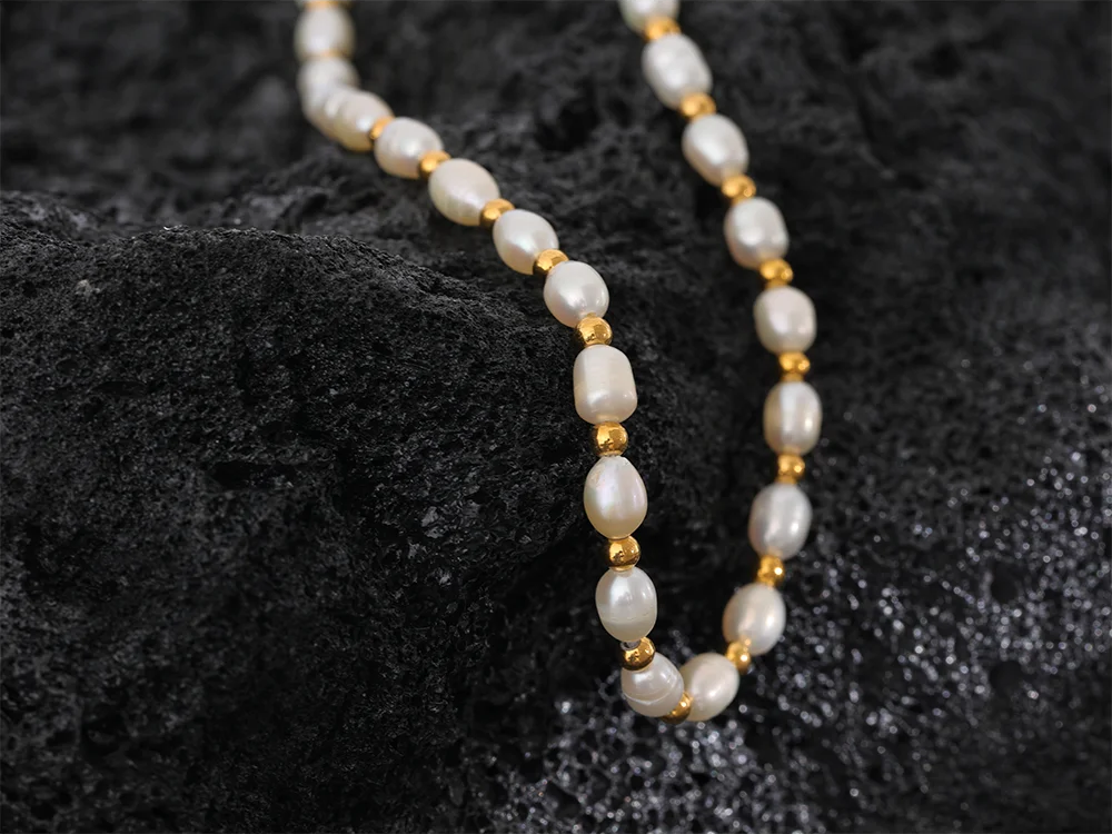 Freshwater pearl beads minimalist necklace - product image