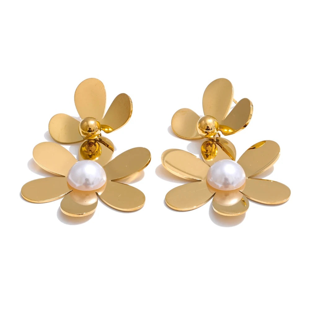 Glossy flower pearl drop earrings women - product image
