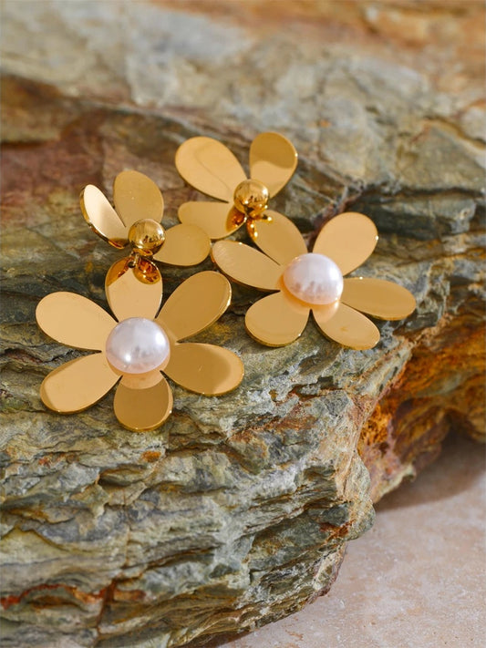 Glossy flower pearl drop earrings women - product image