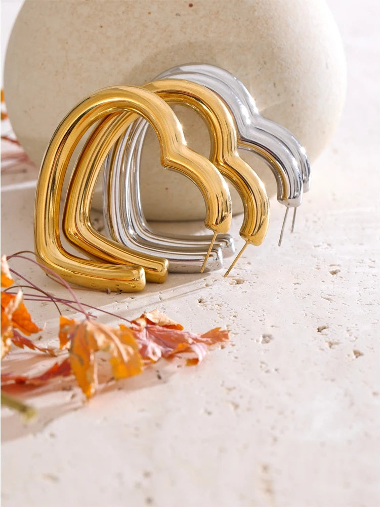 Glossy heart hollow hoop earrings - product image
