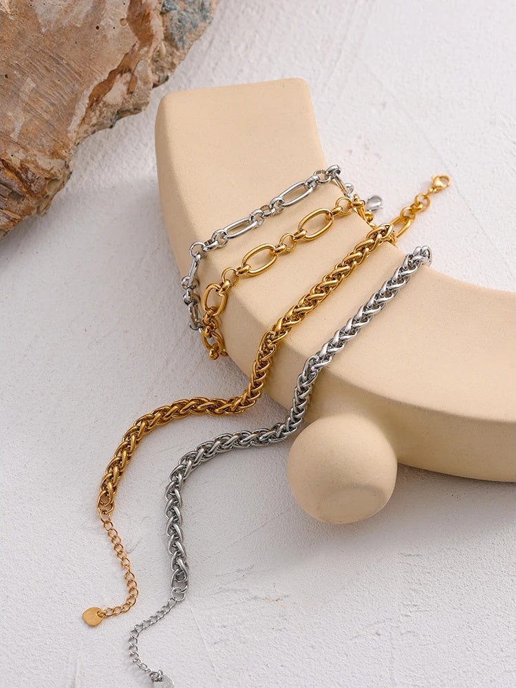 Glossy thick chunky chain collar necklace - product image
