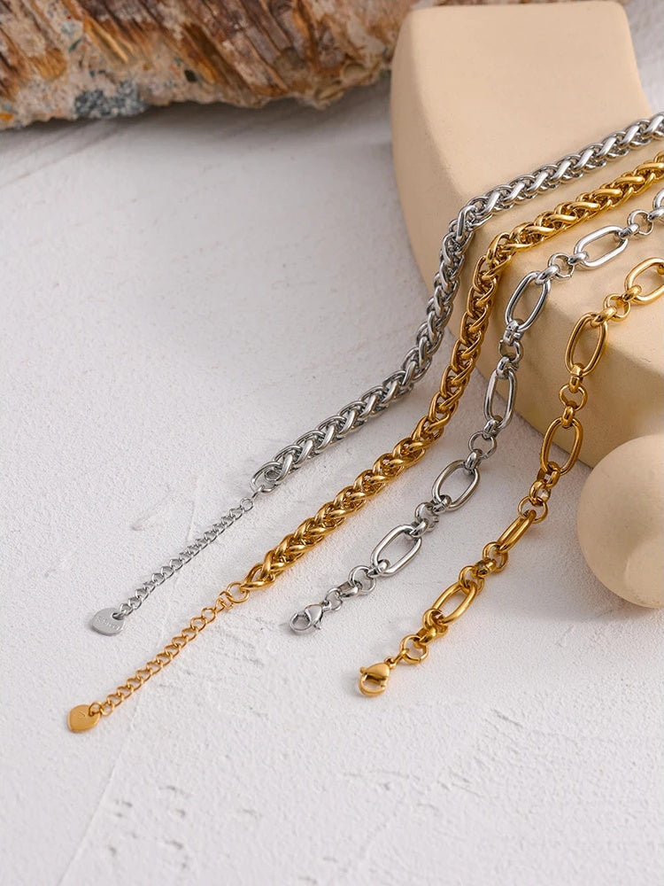 Glossy thick chunky chain collar necklace - product image
