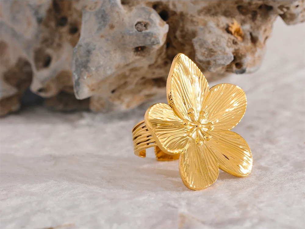 Gold color flower big open ring - product image