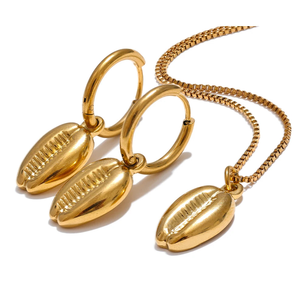 Gold color metal shell hoop earrings necklace set - product image