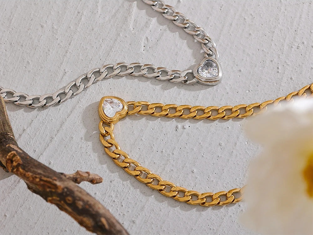 Golden chain link heart bling zirconia necklace - product image
