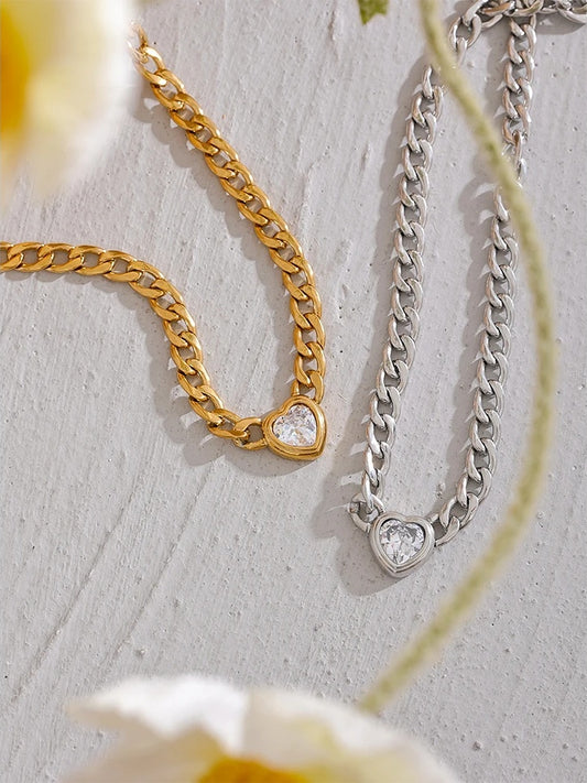 Golden chain link heart bling zirconia necklace - product image