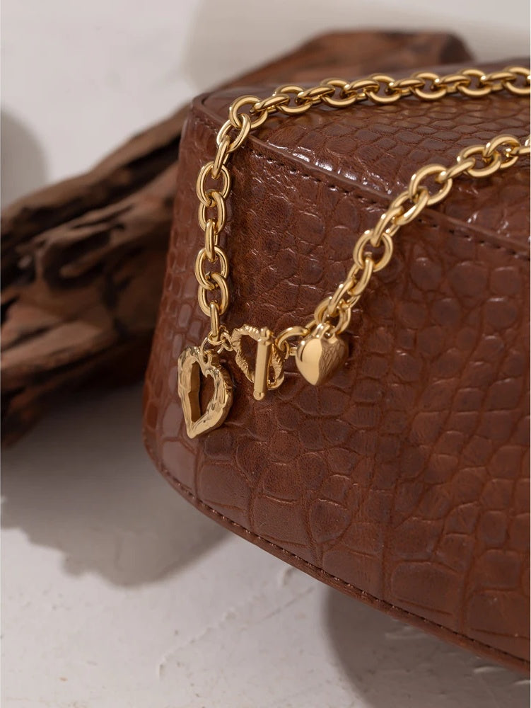 Golden heart contemporary chain necklace - product image
