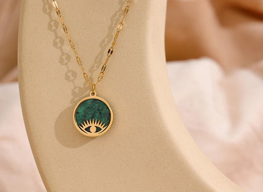 Green natural stone eye pendant necklace - product image