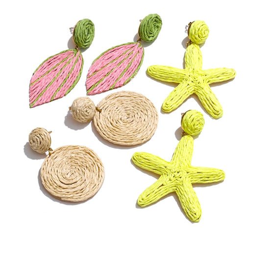 Green raffia starfish dangle earrings - product image