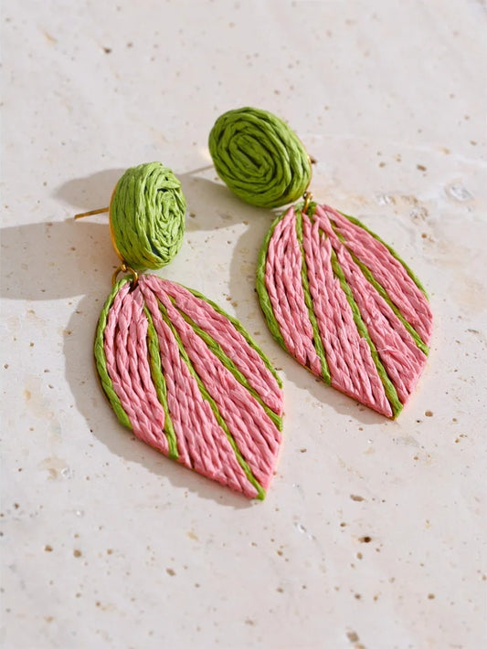 Green raffia starfish dangle earrings - product image