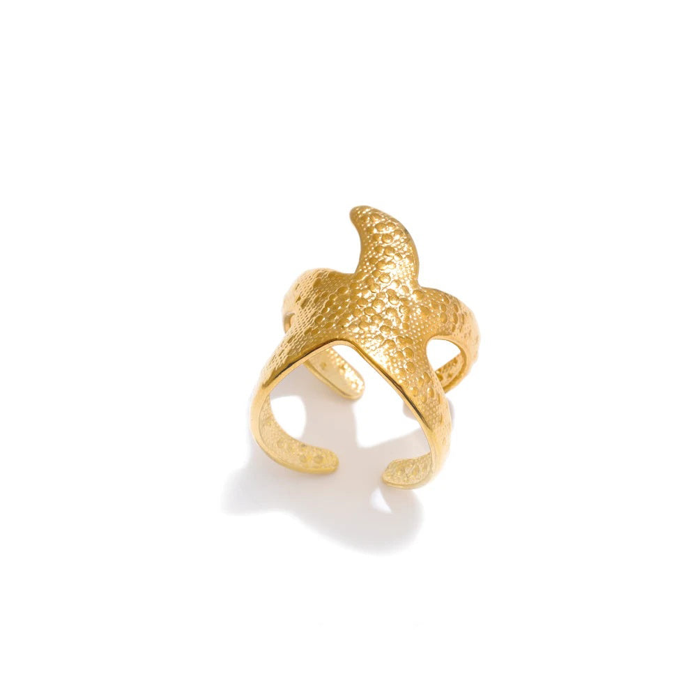 Hammered starfish open minimalist ring - product image