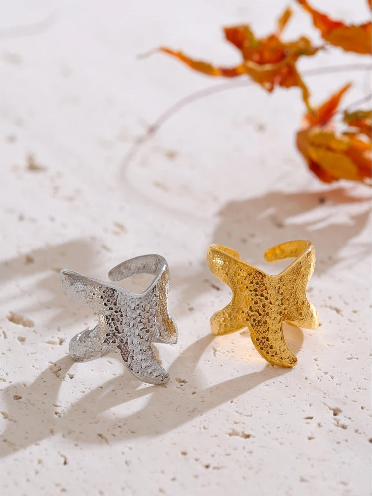 Hammered starfish open minimalist ring - product image