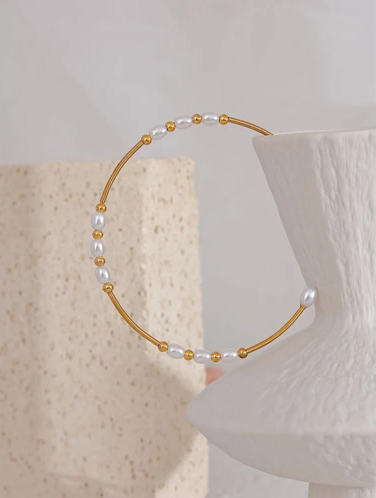 Handmade open oval pearl gold color women bracelet - product image