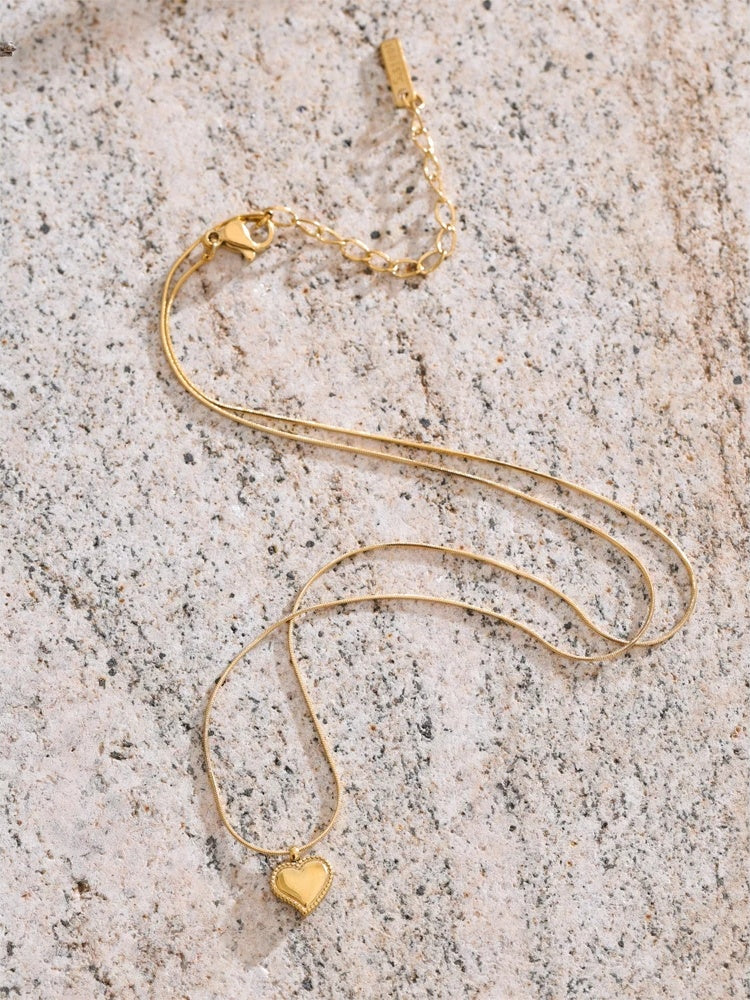 Heart casting pendant chic necklace women - product image