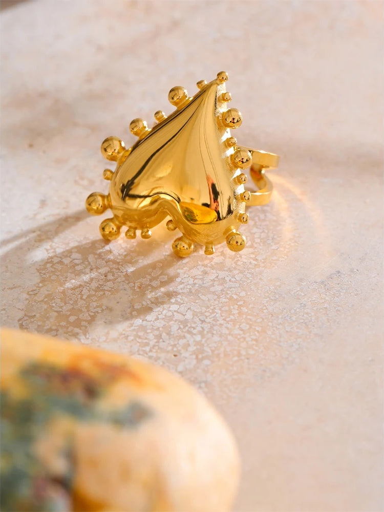 Heart love cast finger ring - product image