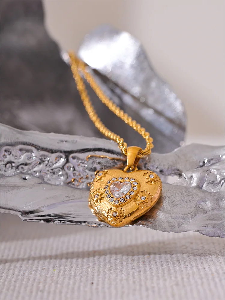 Heart love cz pendant necklace cubic zirconia - product image
