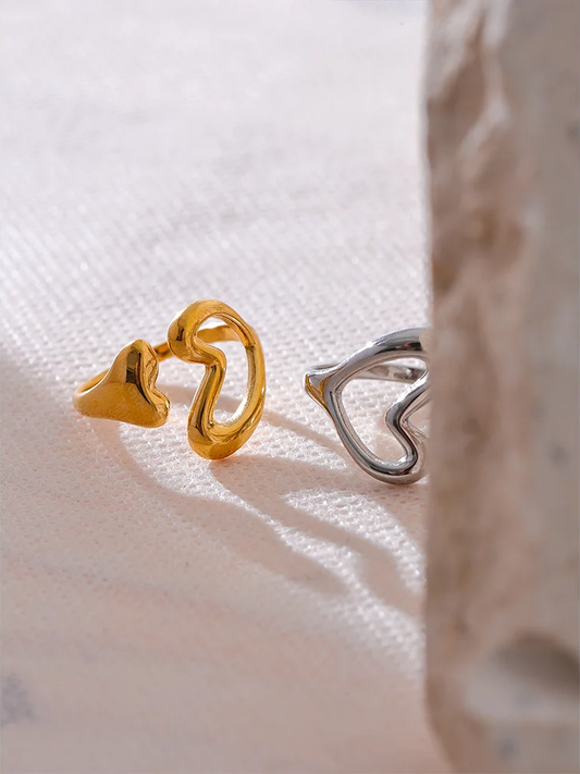 Heart love hollow minimalist chic ring - product image