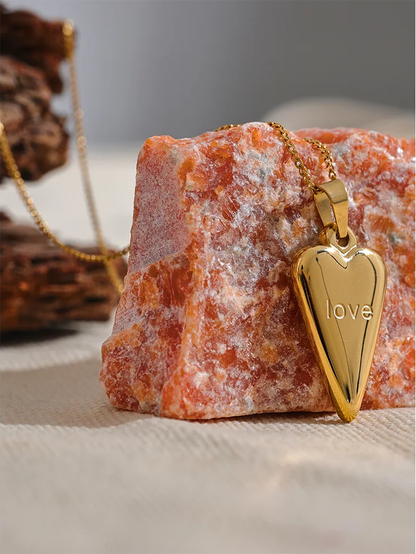 Heart love pendant collar necklace - product image