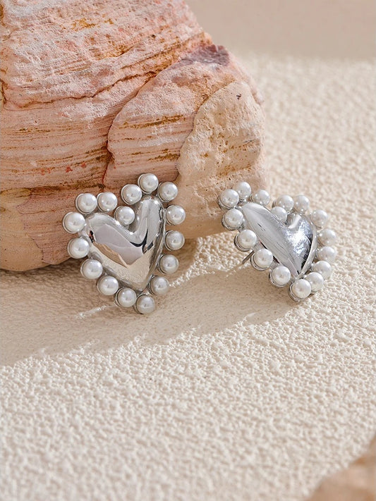 Heart simulated pearl push-back stud earrings - product image