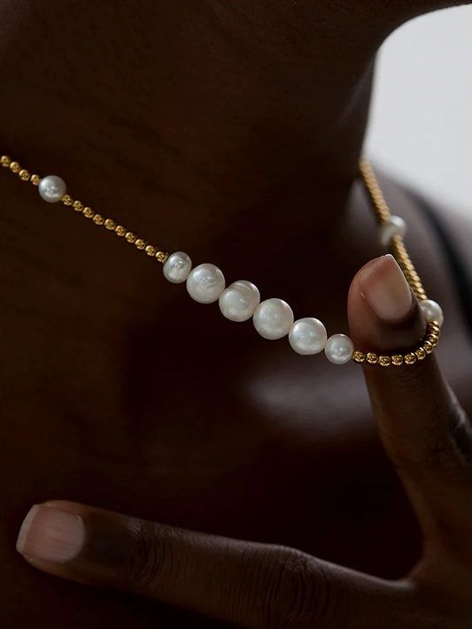 High grade polished freshwater pearl pendant necklace - product image