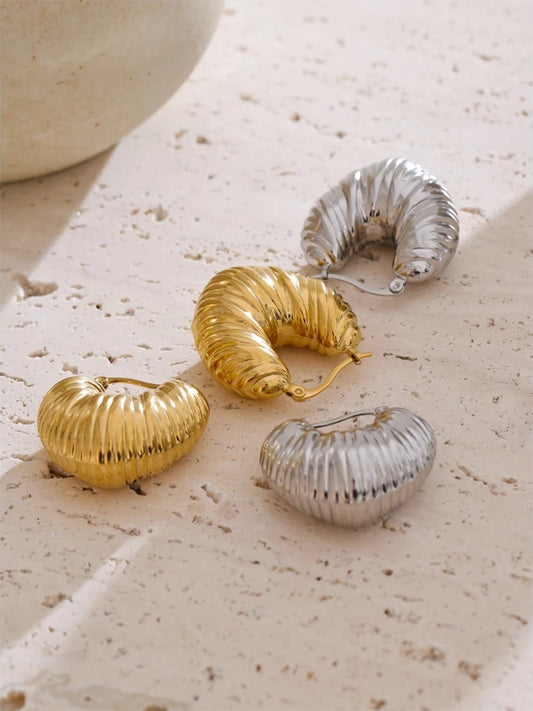 Hollow chunky metal hoop earrings - product image