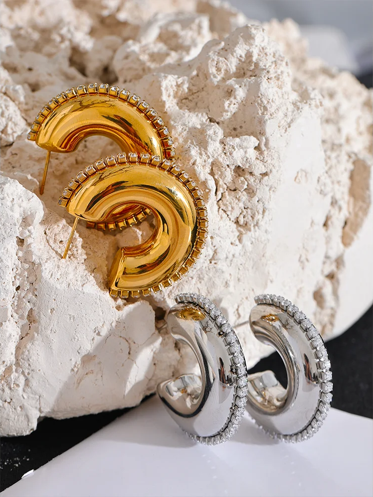 Hollow cubic zirconia abstract c shape earrings - product image