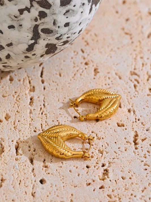 Hollow plant pattern trendy metal hoop earrings - product image