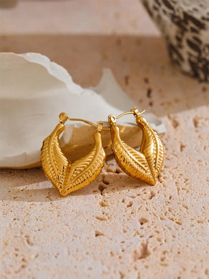 Hollow plant pattern trendy metal hoop earrings - product image