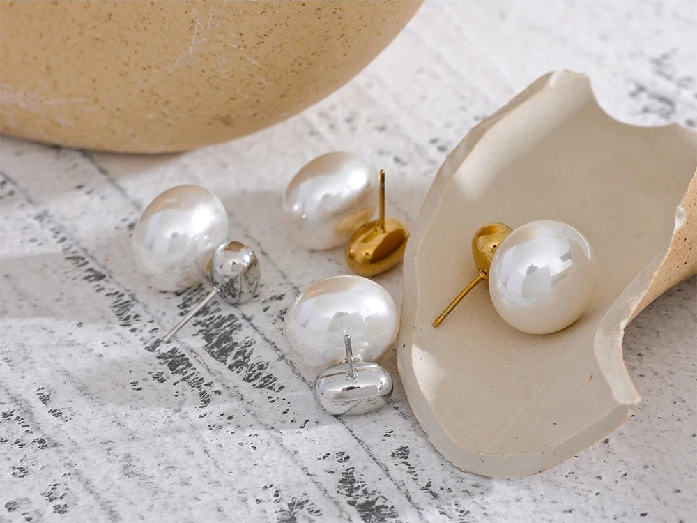 Imitation pearl beads no scratch push-back stud earrings - product image