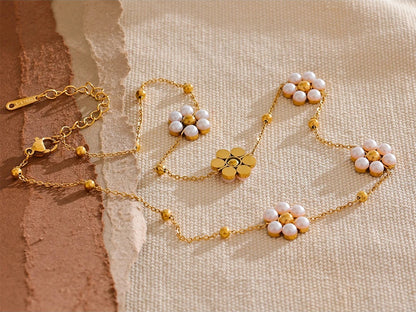 Imitation pearl flower beads chain pendant necklace - product image