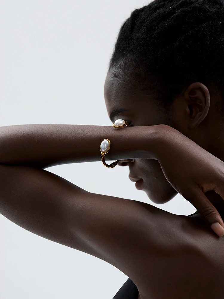 Imitation pearl minimalist gold color cuff women bracelet - product image
