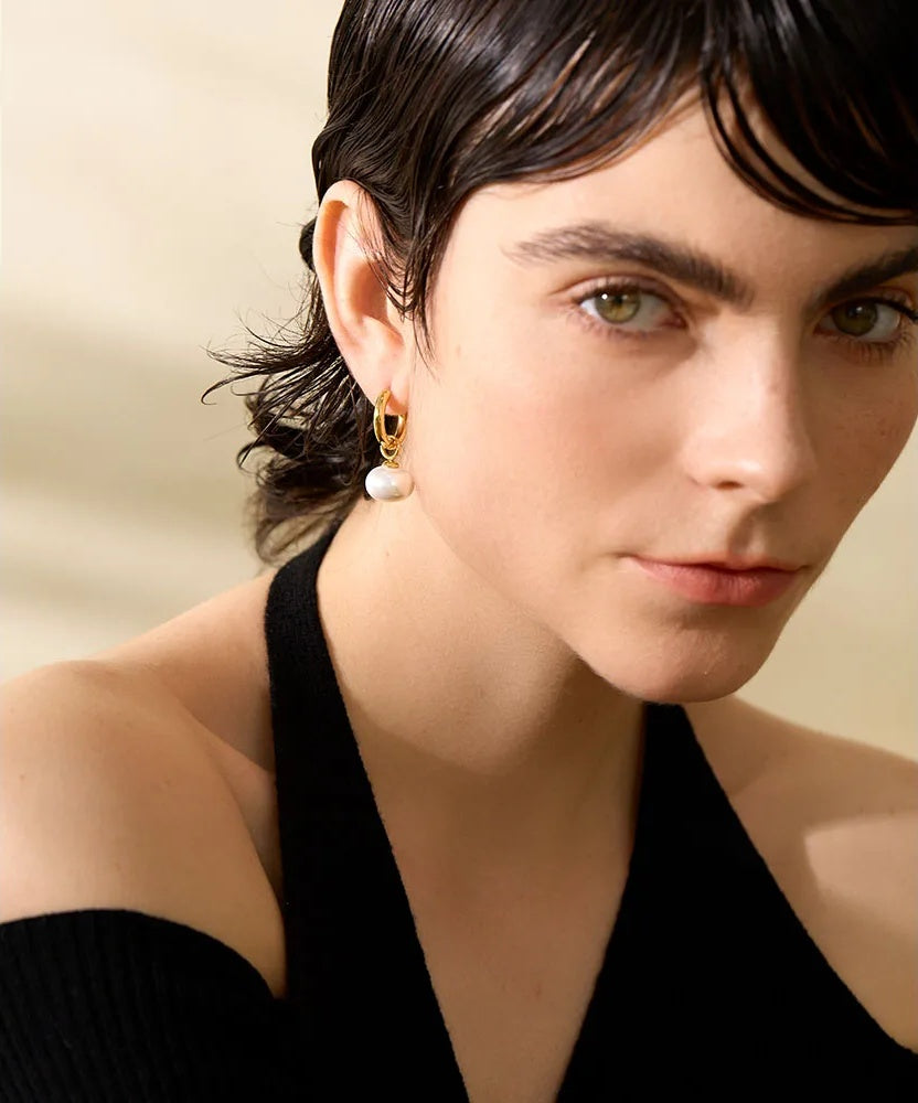 Imitation pearls drop golden korean hoop earrings - product image