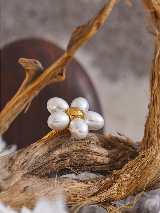 Imitation pearls flower adjustable chic ring - product image