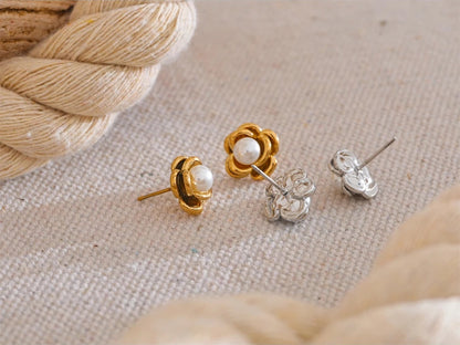 Imitation pearls flower stud charm earrings - product image