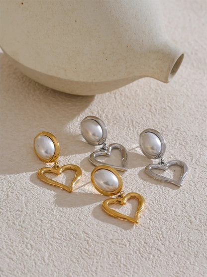 Imitation pearls heart drop earrings - product image