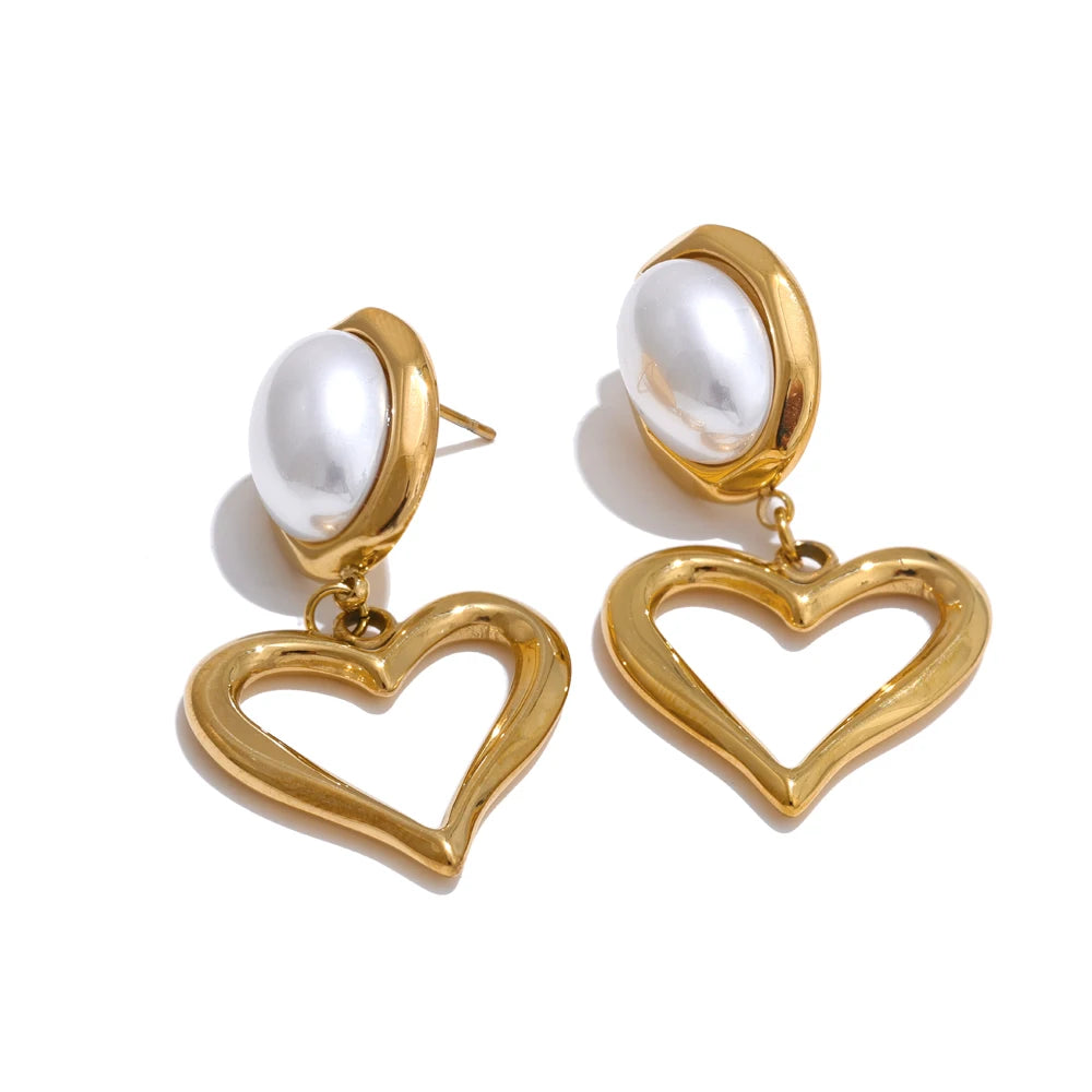 Imitation pearls heart drop earrings - product image