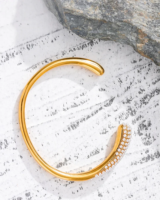 Imitation pearls minimalist gold color cuff women bracelet - product image