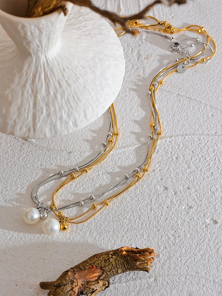 Imitation pearls round beads necklace - product image