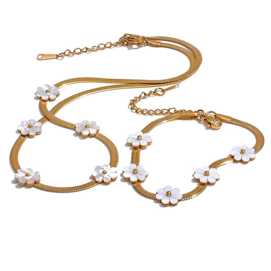 Imitation shell flower chain necklace bracelet set - product image