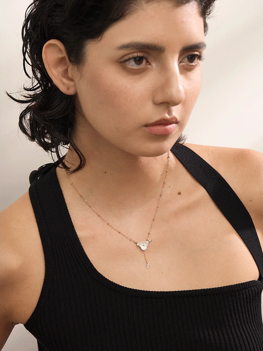 Imitation shell flower zircon pendant necklace - product image