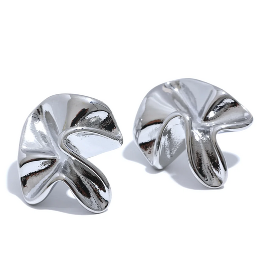 Irregular flower stud earrings - product image