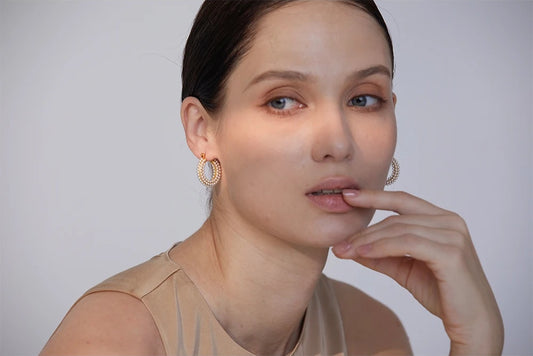 Luxury imitation pearls hoop huggie earrings - product image