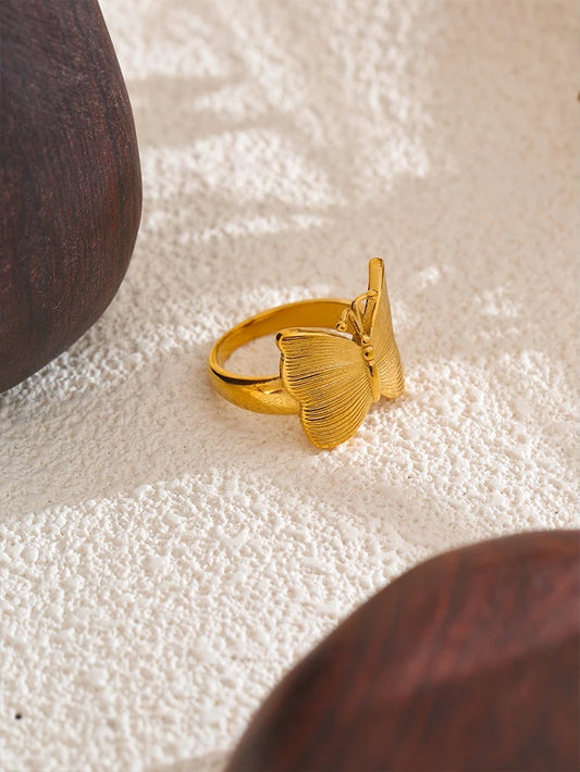 Metal cast integrated butterfly modern ring - product image