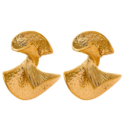 Metal fan charm stud earrings women - product image